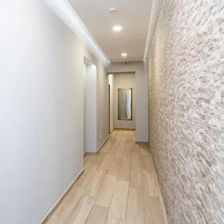 Main Street Suites I Apartment
